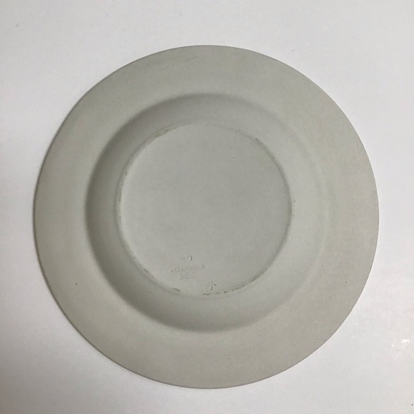 Wedgwood Jasperware Pegasus Ashtray Reverse Blue on Cream Vintage 7” England - Picture 7 of 11